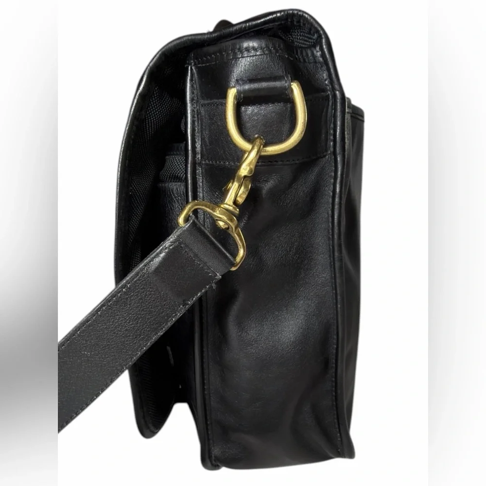 Coach Vintage Briefcase Bag 0514 Black Glove Tanned Leather Top Handle Crossbody